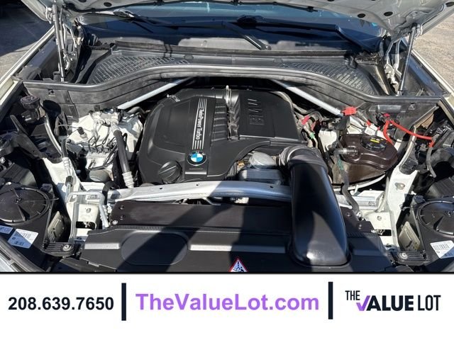 Used 2015 White BMW xDrive35i image 10