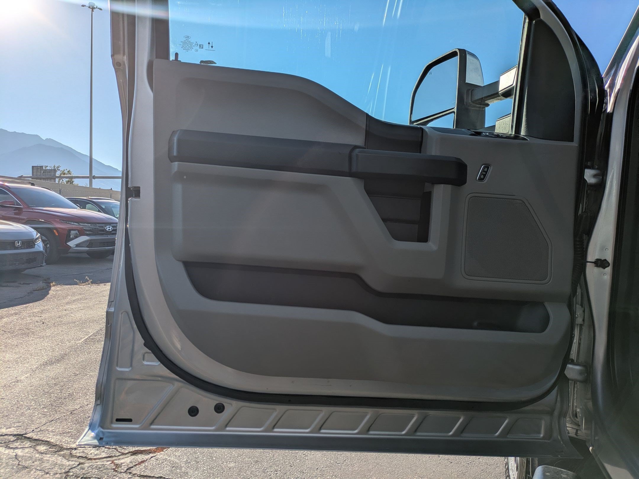 2021 Ford F-350 Super Duty XL - Photo 12