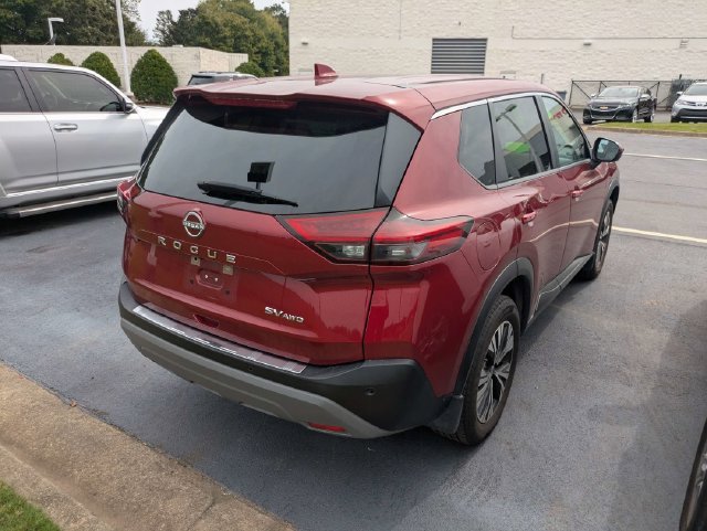Used 2023 Red Nissan SV image 5