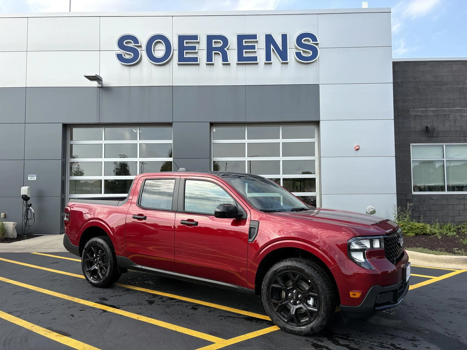 New 2026 Ruby Red Metallic Tinted Clearcoat Ford XLT image 1
