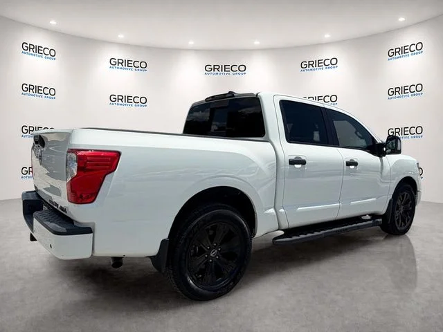 Used 2024 Glacier White Nissan SV image 7
