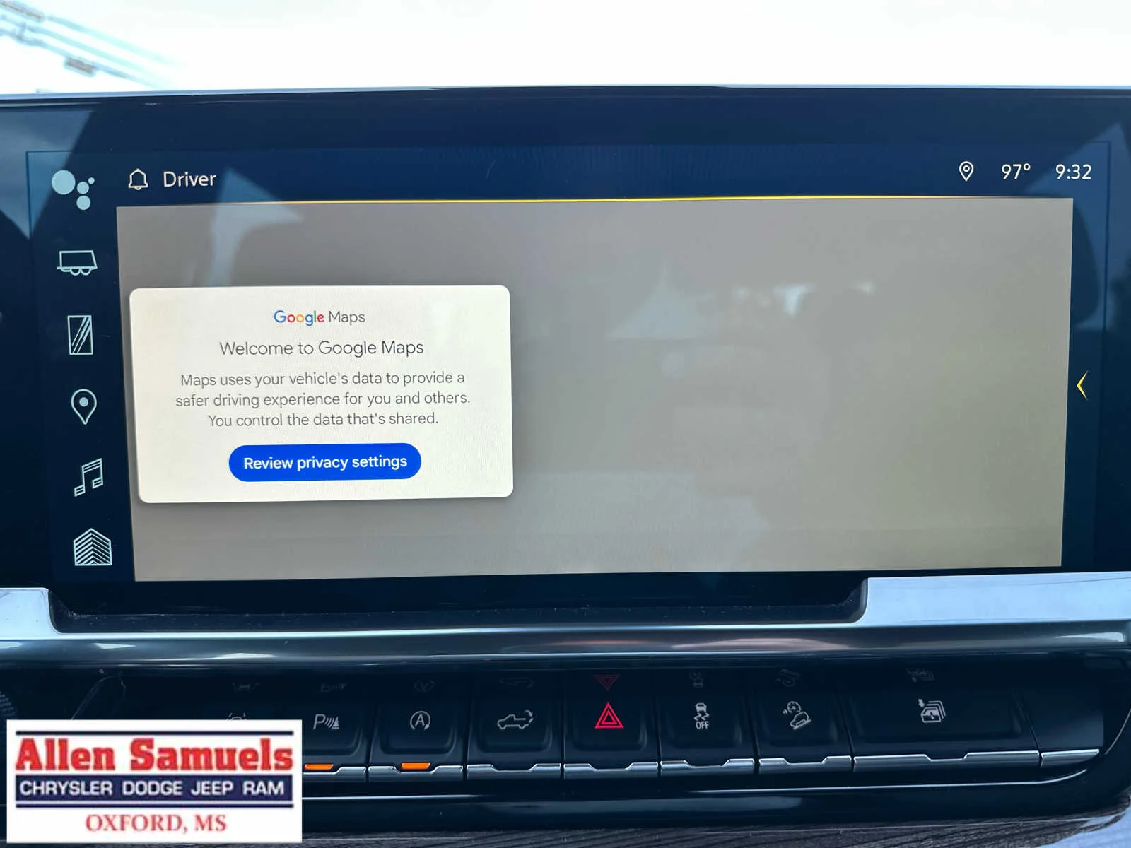 Used 2024 Summit White Chevrolet RST image 37