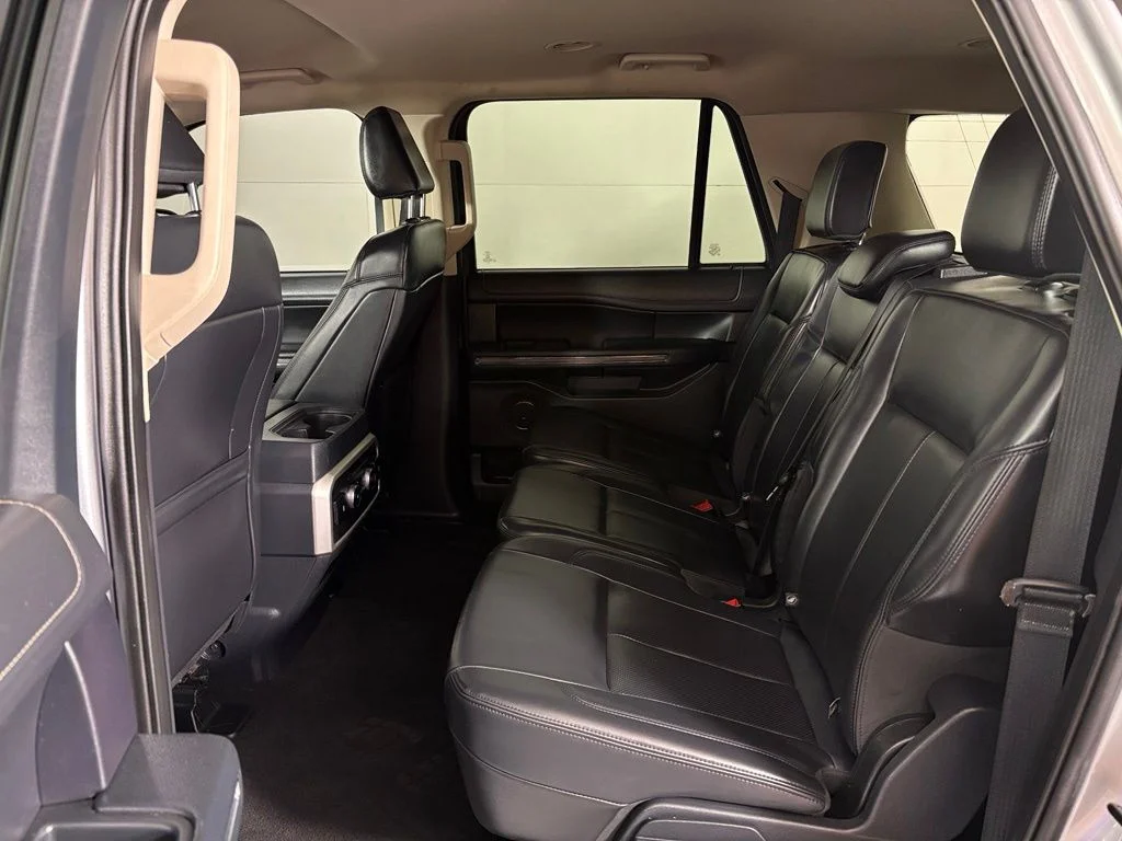Used 2024 Silver Ford XLT image 42
