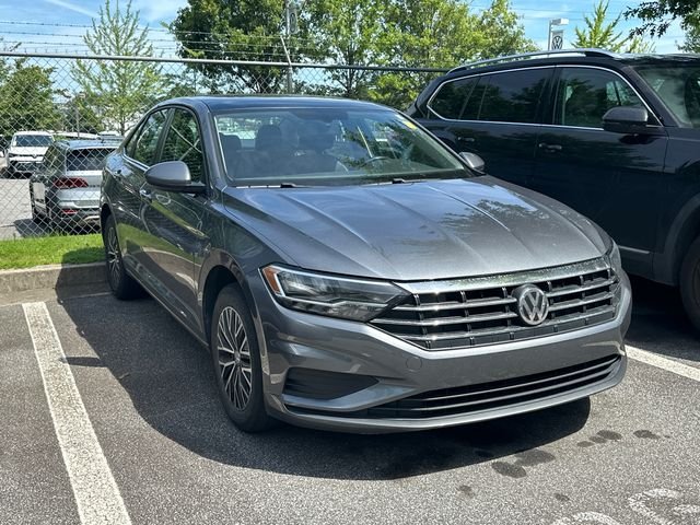 Used 2021 Gray Volkswagen 1.4T SE image 3