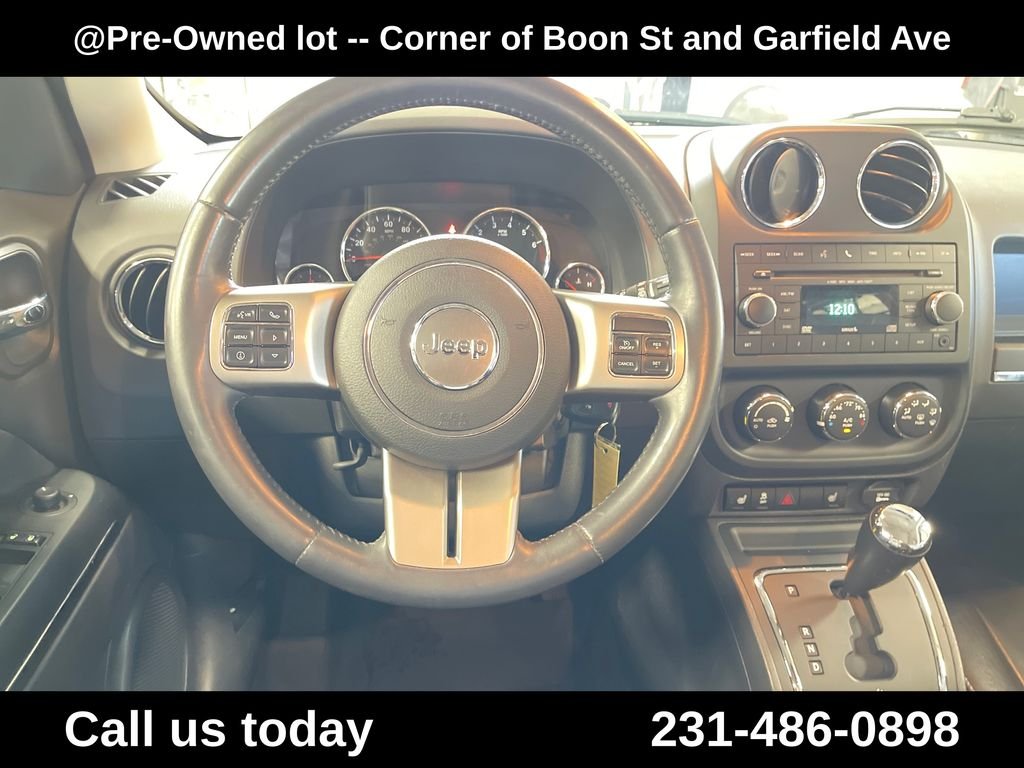 Used 2013 White Jeep Limited image 23