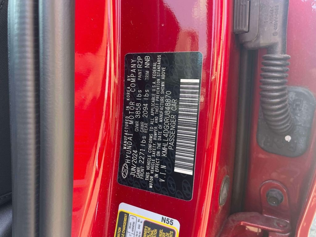 Certified Used 2024 Red Hyundai SE image 18