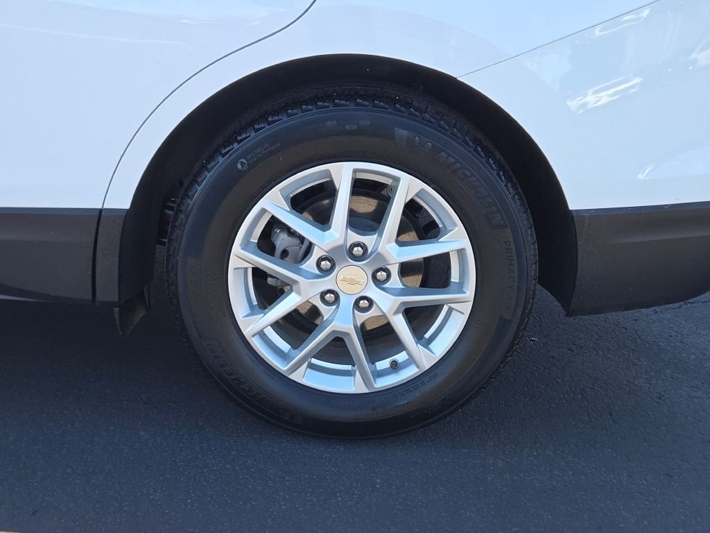 Used 2023 White Chevrolet LT image 13