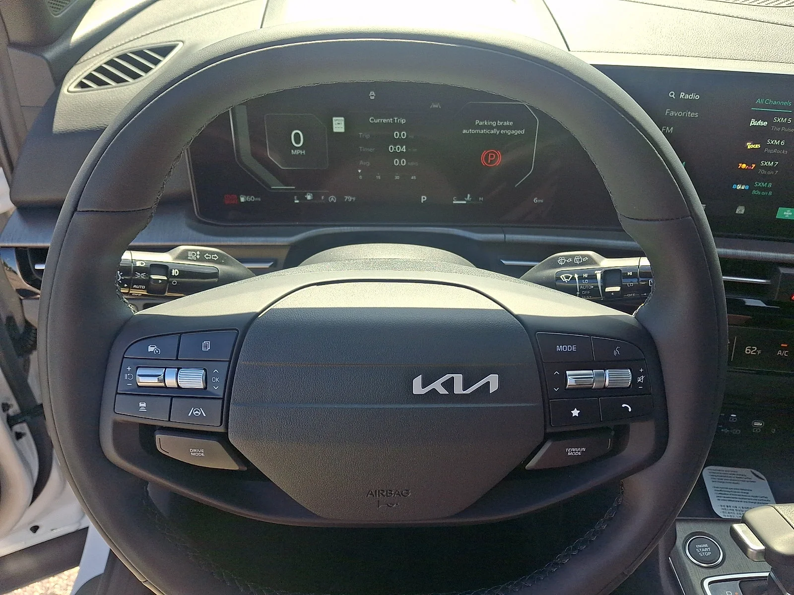 New 2027 White Kia X-Line image 19