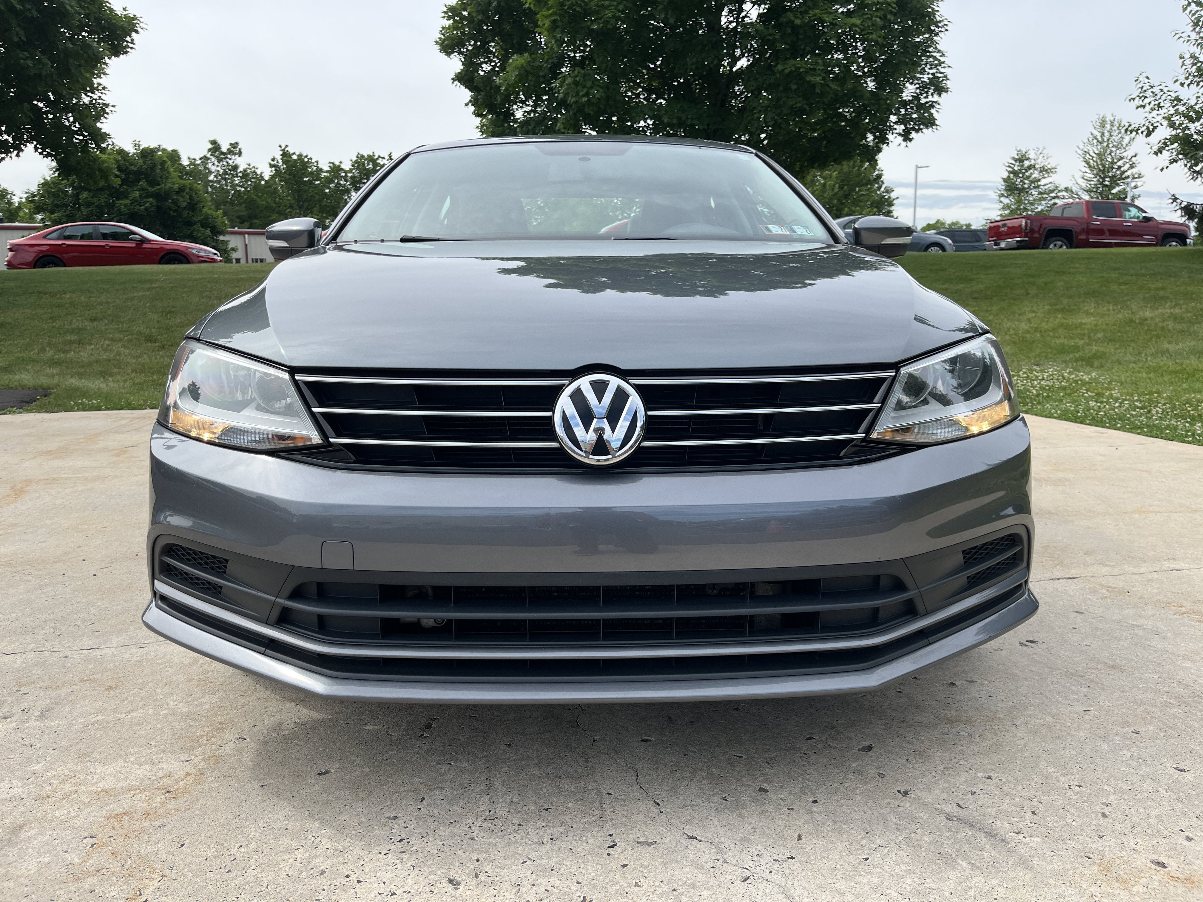 Used 2016 Gray Volkswagen 1.4T SE image 6