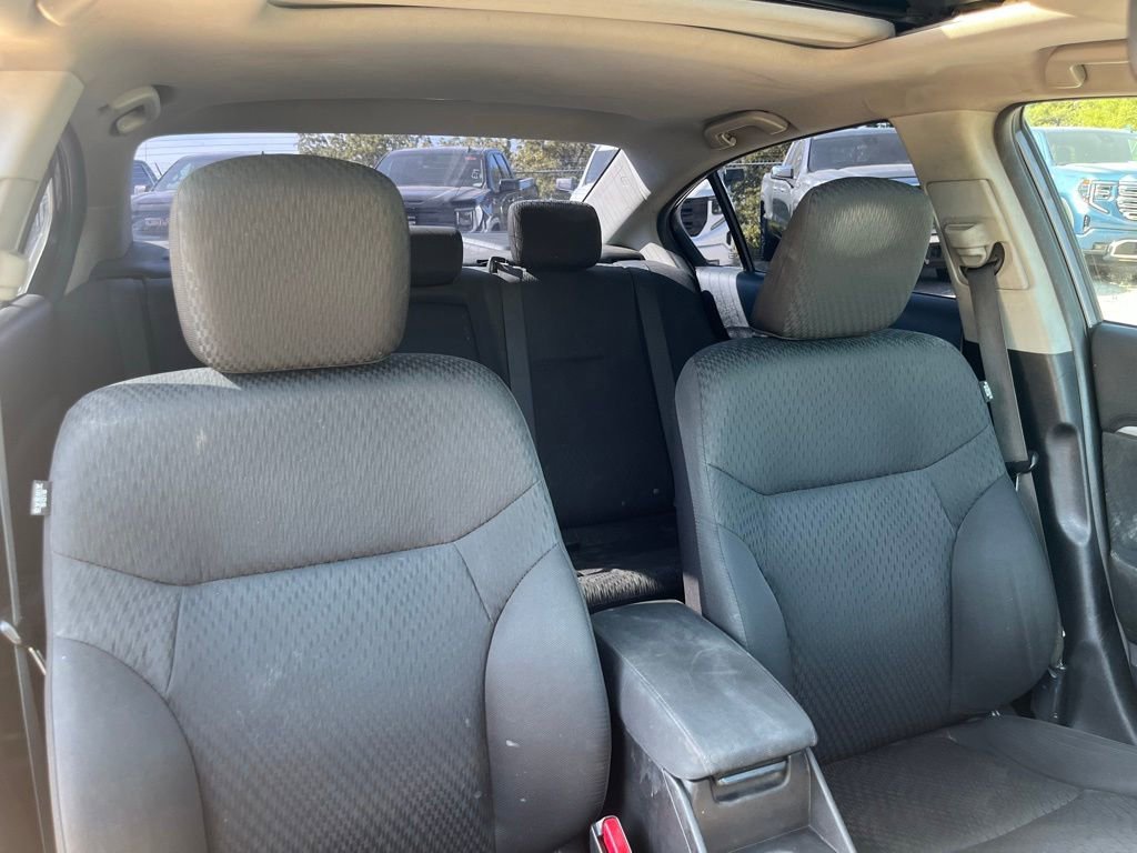 Used 2015  Honda EX image 40