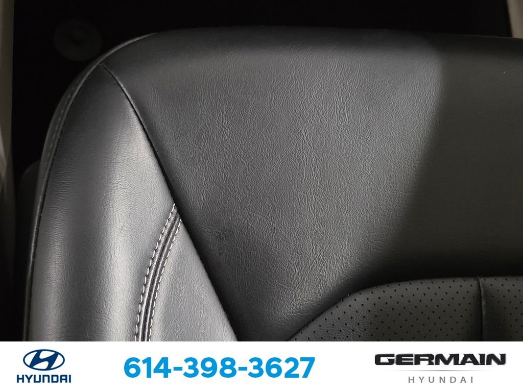 Used 2023 White Chrysler Touring L image 27