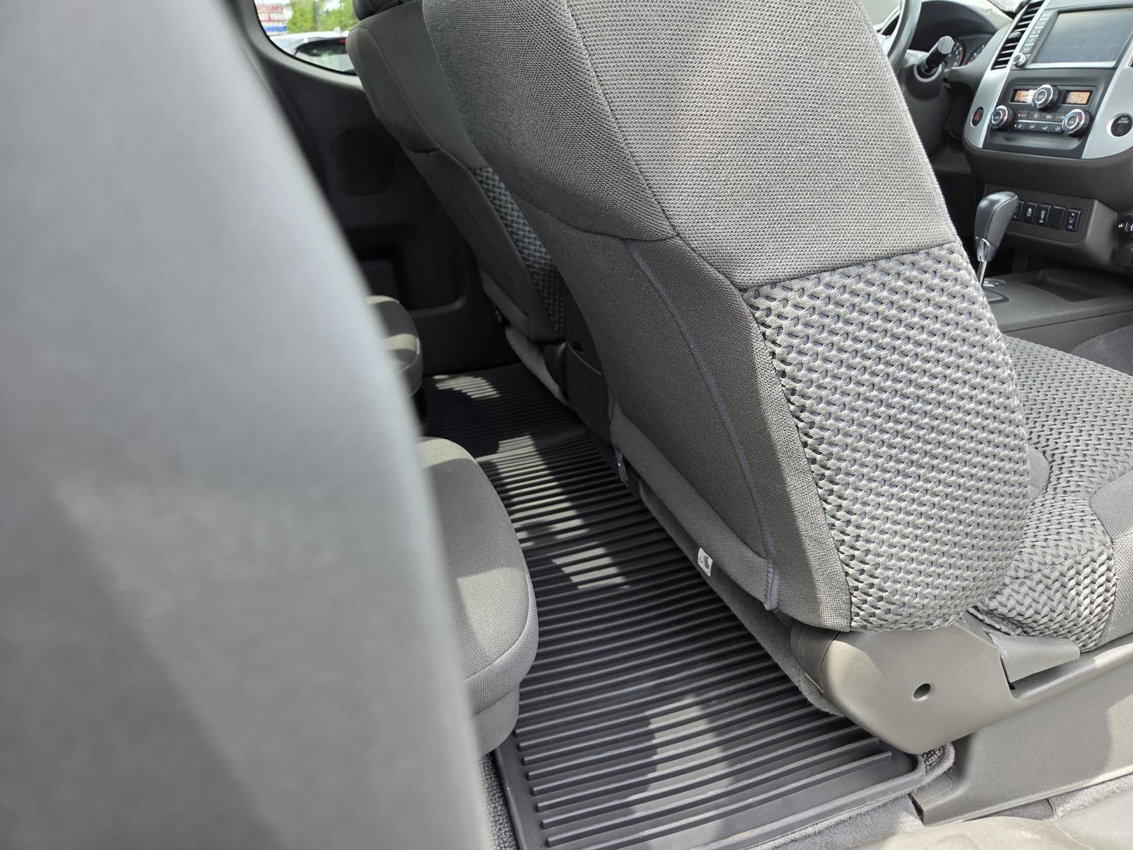 Used 2020 Glacier White Nissan SV image 19
