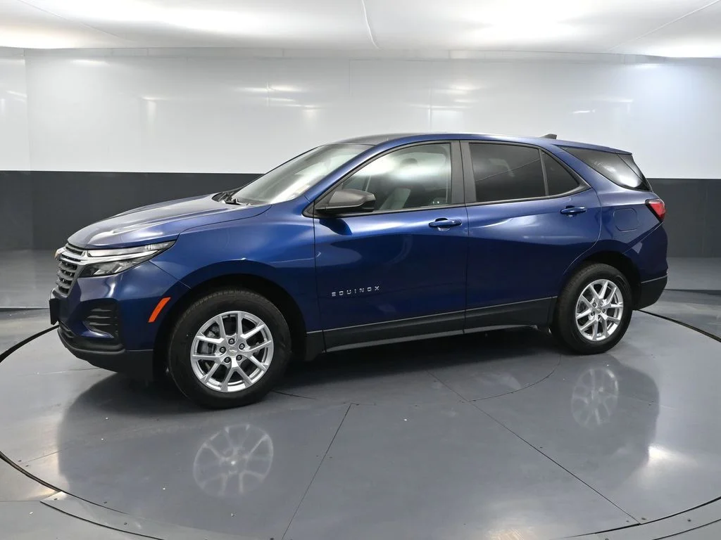 Used 2022 Blue Chevrolet LS image 10