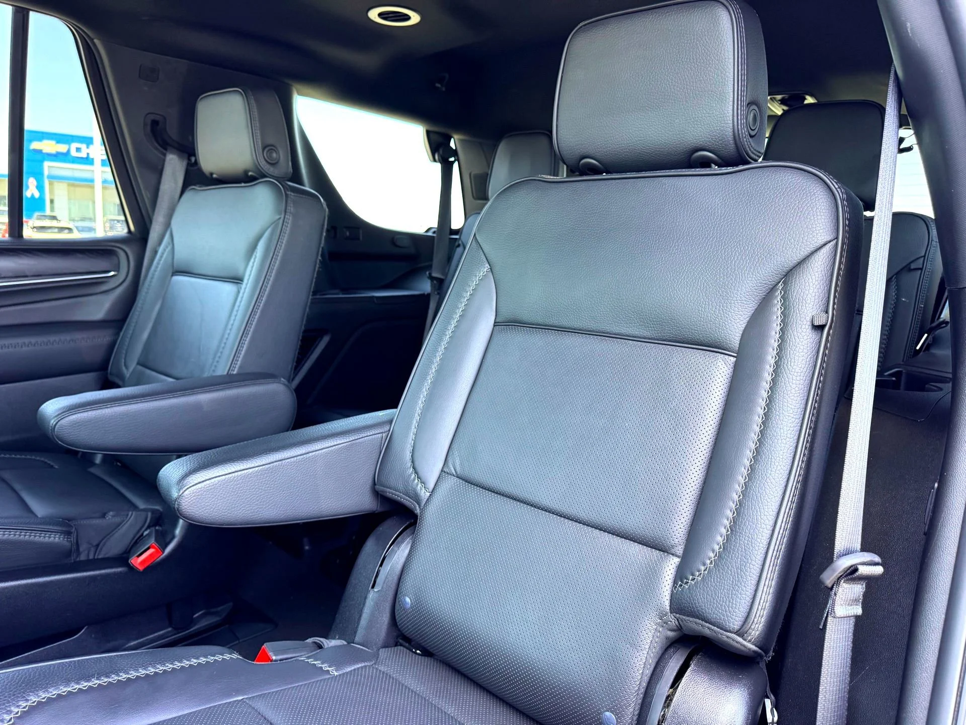 Used 2024 Sterling Metallic GMC Denali image 18
