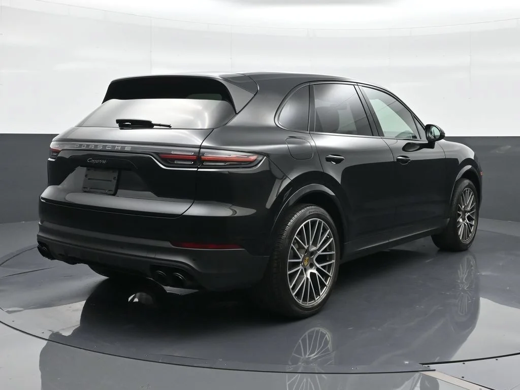 Used 2023  Porsche Platinum Edition image 14