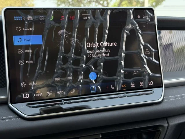 New 2026 Black Volkswagen 2.0T SE image 13