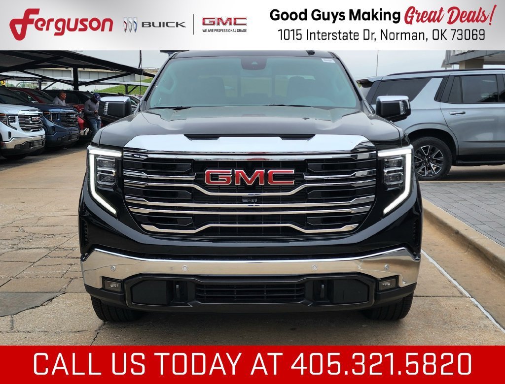 2026 GMC Sierra 1500 SLT - Photo 9