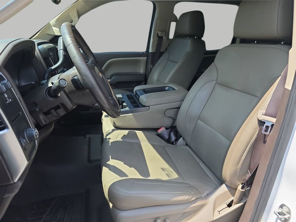 Used 2018 White Chevrolet LTZ image 17