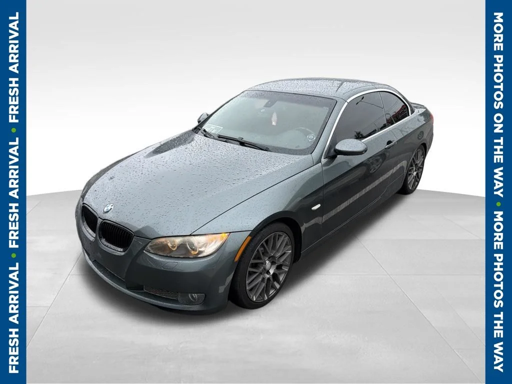 Used 2009 Green BMW 335i image 1