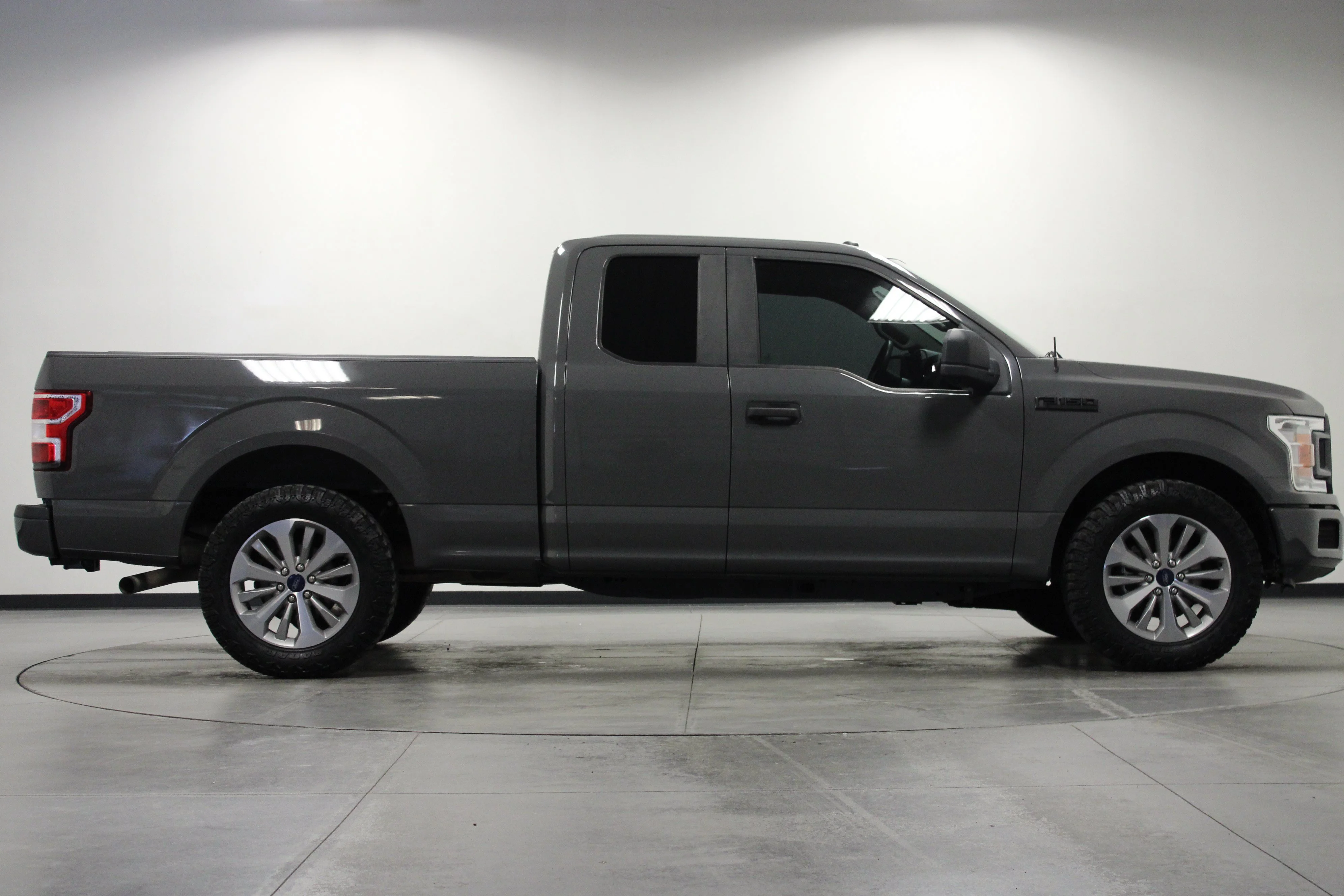 Used 2018 Lead Foot Ford XL image 3