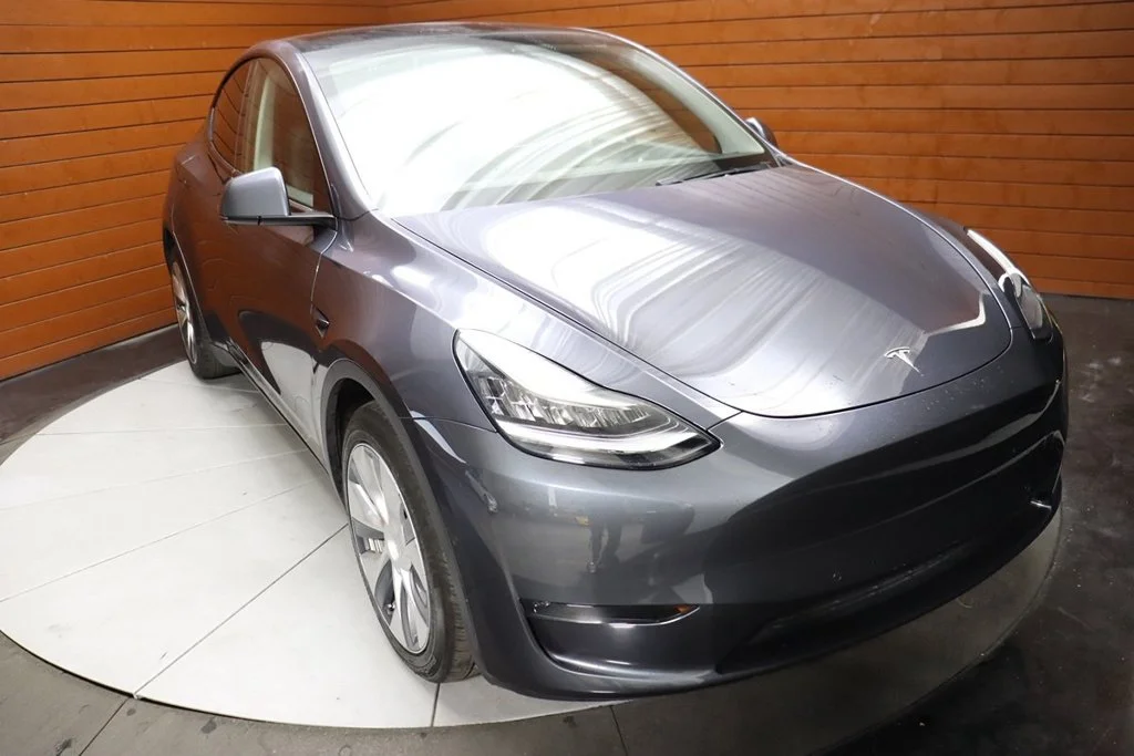 Used 2023 Solid Black Tesla Long Range image 16