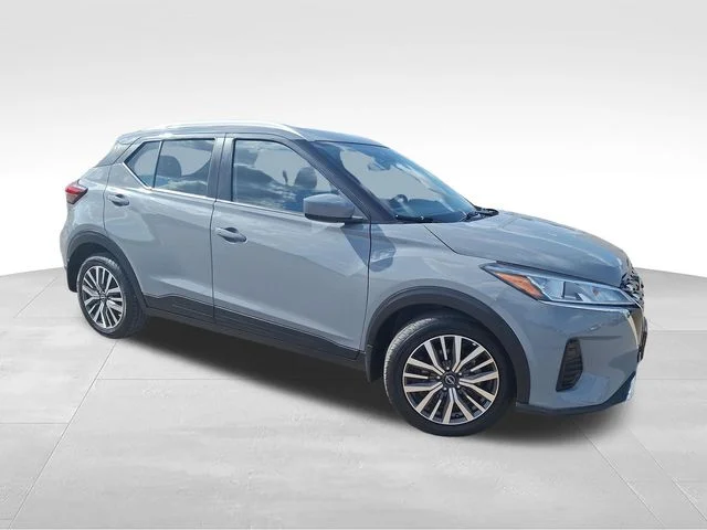 Certified Used 2024 Gray Nissan SV image 1