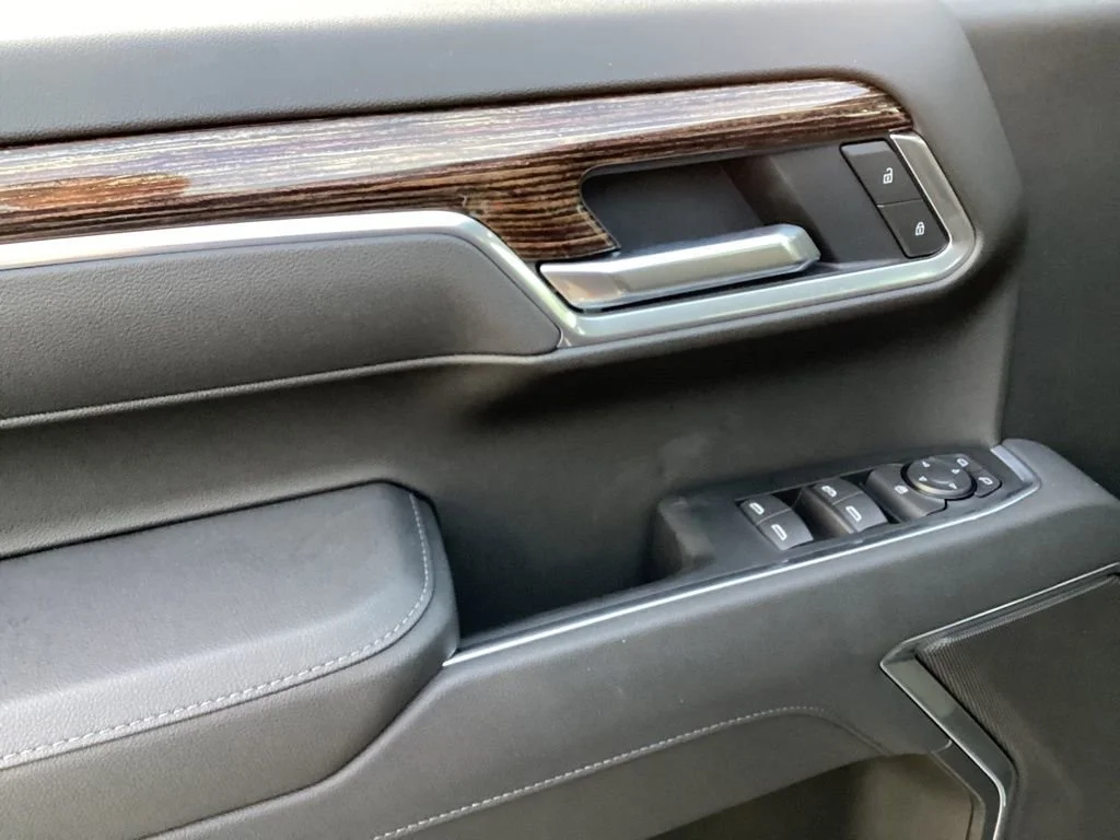 2026 GMC Sierra 1500 SLE - Photo 9