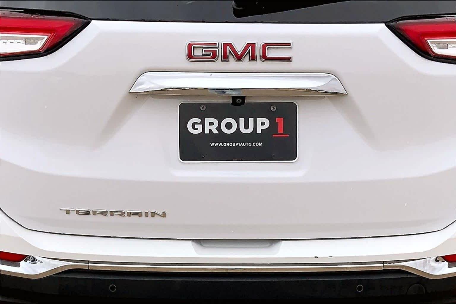 Used 2022 Summit White GMC SLT image 31