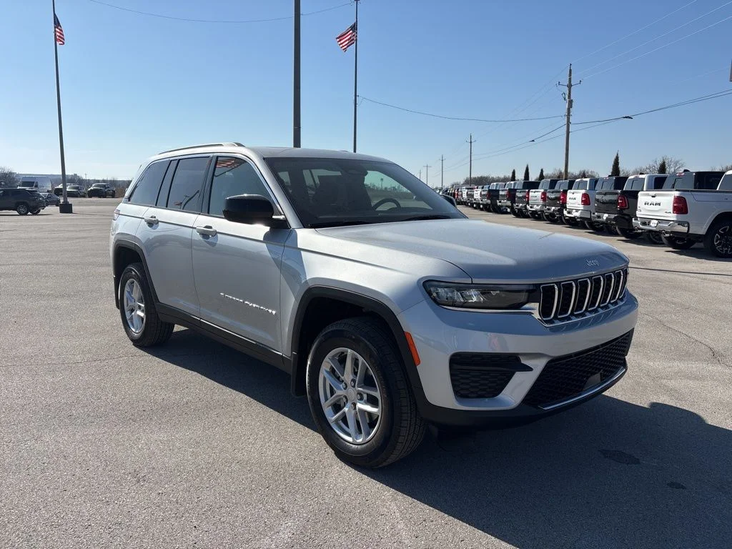 New 2026 Silver Zynith Jeep Laredo X image 1
