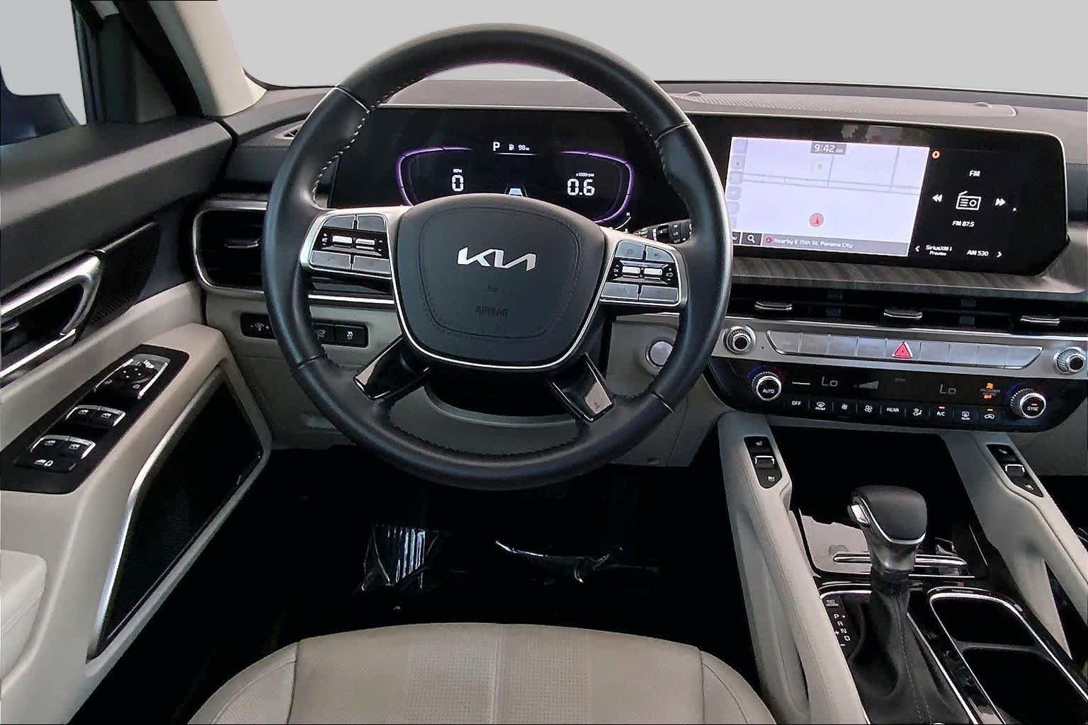 Pre-Owned 2023 Kia Telluride EX