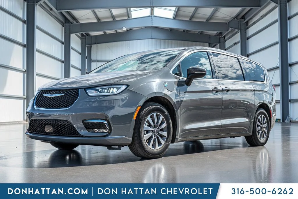 2023 Chrysler Pacifica Hybrid