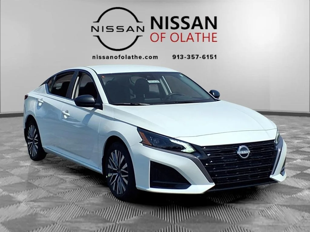 New 2026 Pearl White TriCoat Nissan SV image 29