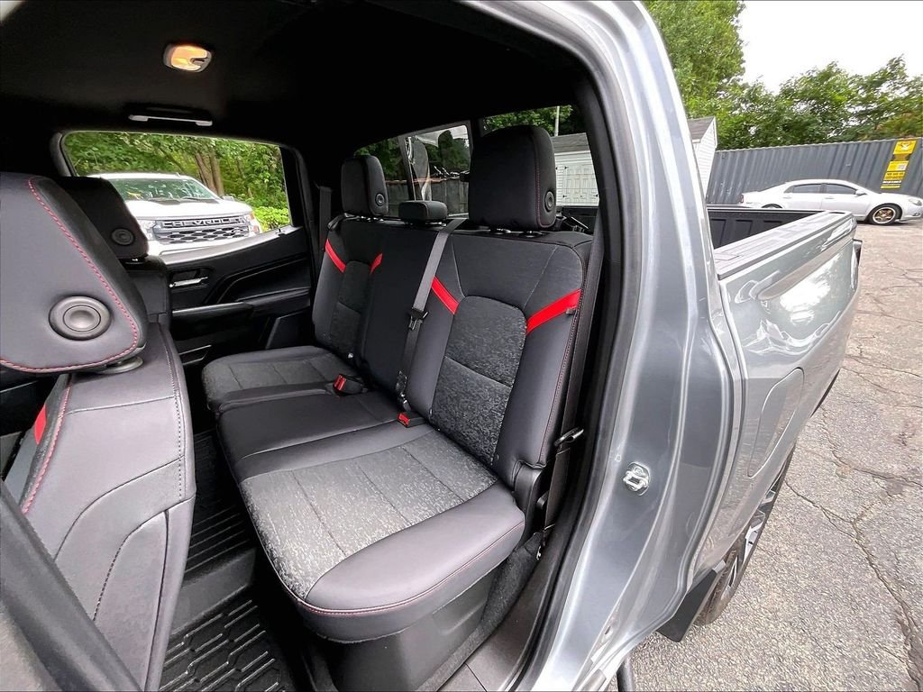 Used 2024 Gray Chevrolet Z71 image 14