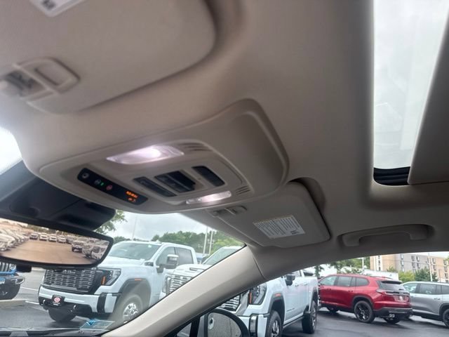 Used 2023 MOONSTONE GRAY METALLIC Buick Avenir image 20