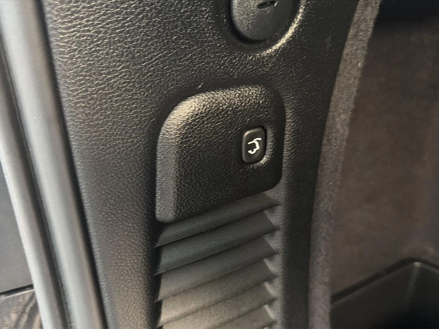 Used 2024 DB Black Dodge R/T Plus image 32