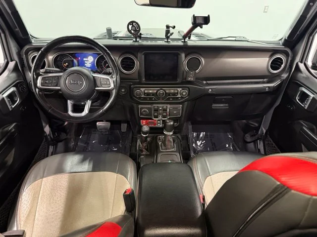Used 2022 Silver Jeep Rubicon image 34