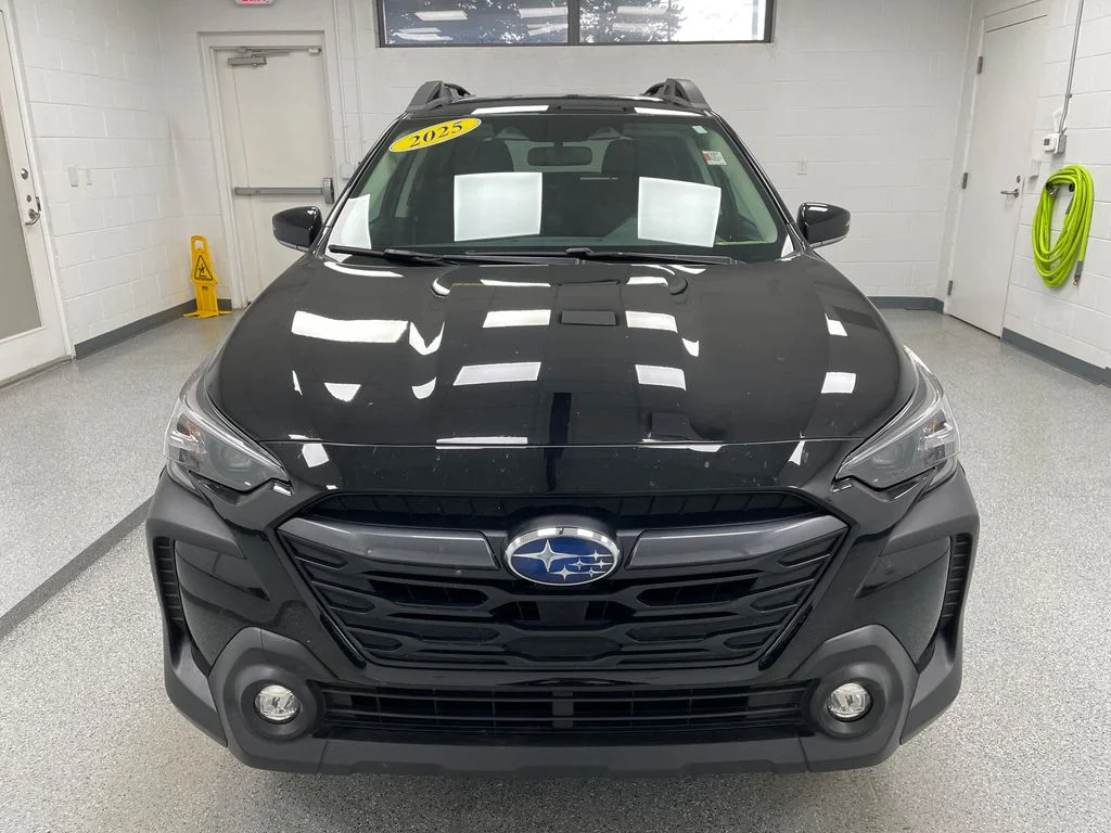 Used 2025 Crystal Black Silica Subaru Premium image 2