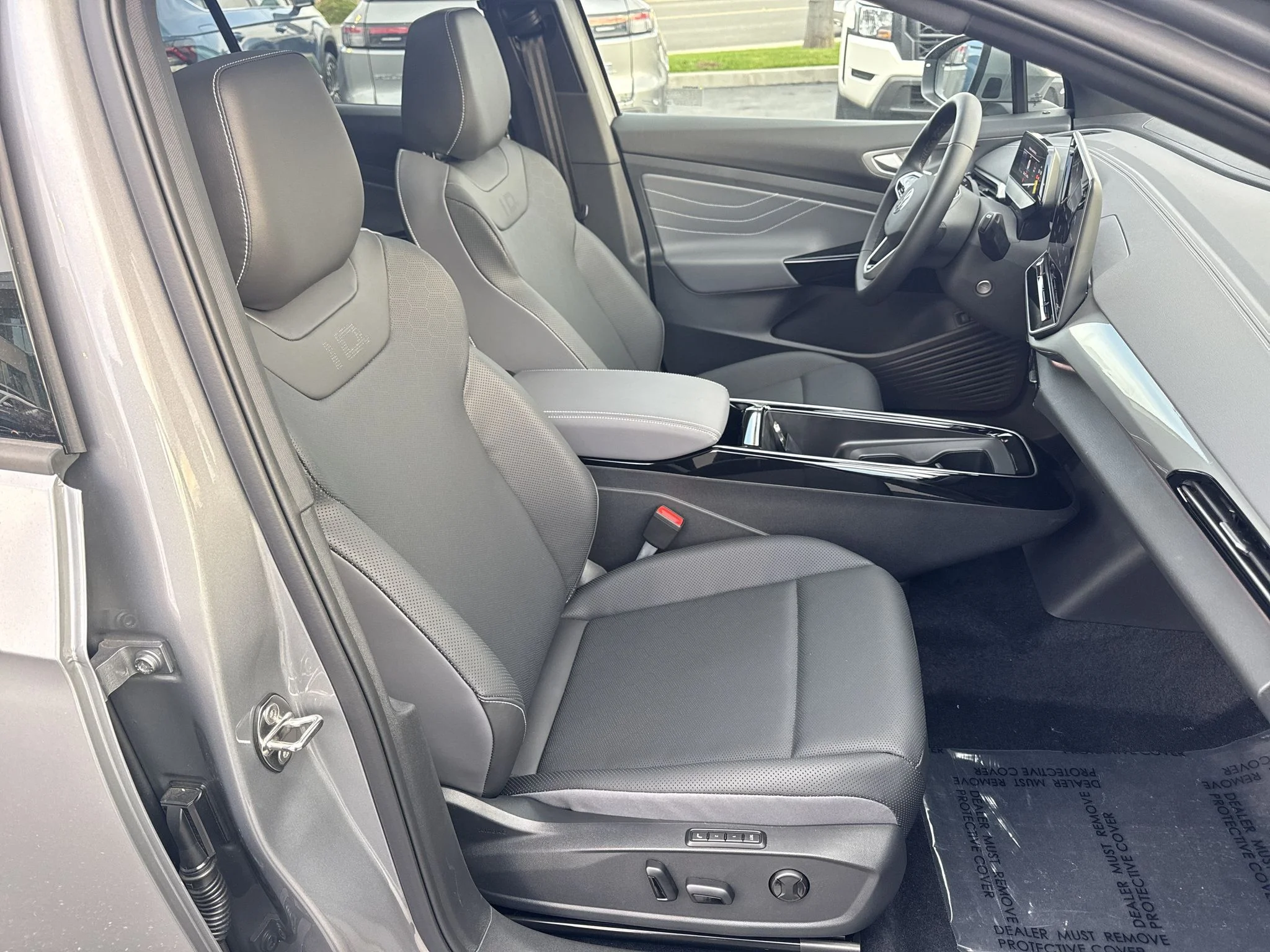 New 2026 Silver Mist Metallic Volkswagen Pro S image 20