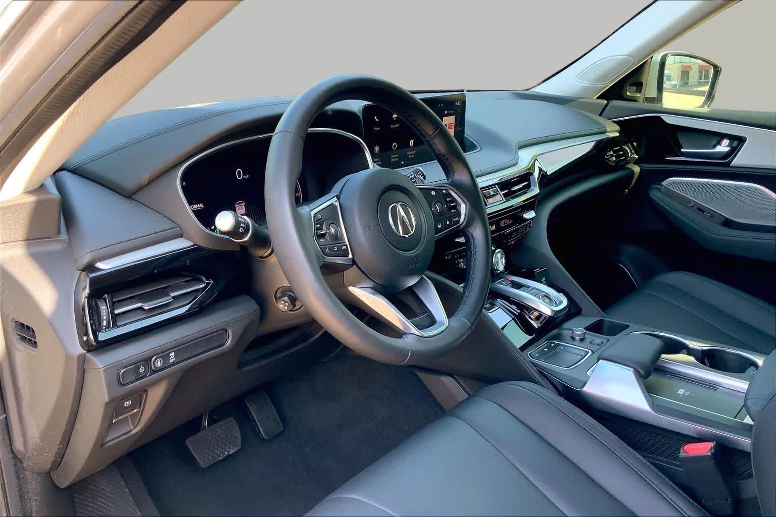 Used 2024 Lunar Silver Metallic Acura  image 18