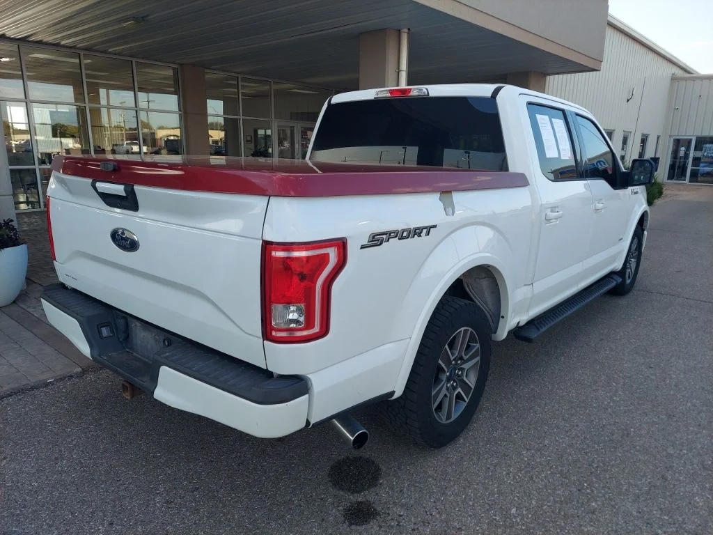 Used 2017 Oxford White Ford XLT image 7