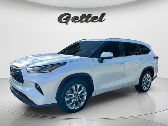 2022 Toyota Highlander Limited