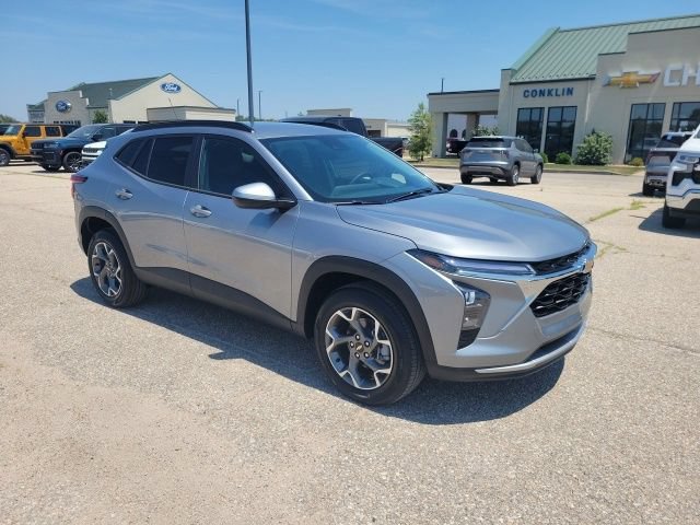 New 2026 Sterling Gray Metallic Chevrolet LT image 19