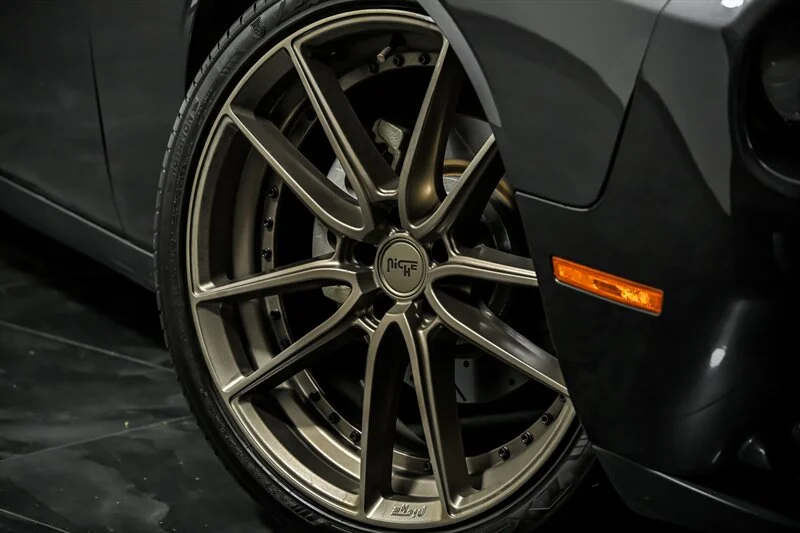 Used 2016 Granite Crystal Metallic Clear Coat Dodge R/T image 3