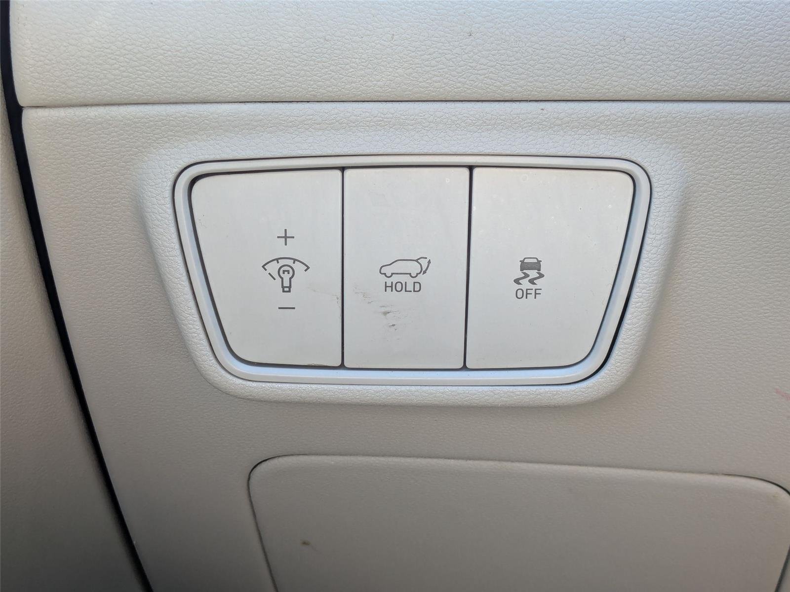 Used 2024 Black Pearl Hyundai SEL image 18