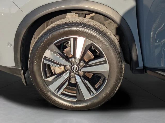 Certified Used 2023 Gray Nissan Platinum image 37