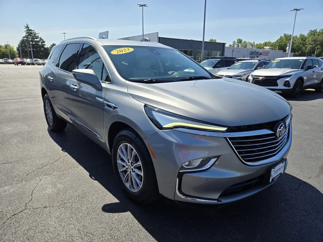 2023 Buick Enclave Essence