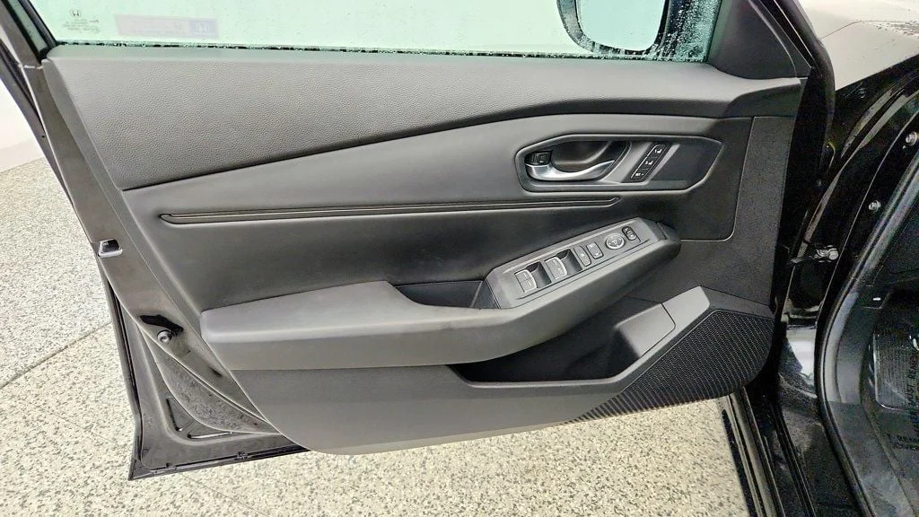 Used 2024 Crystal Black Pearl Honda EX-L Sedan image 11