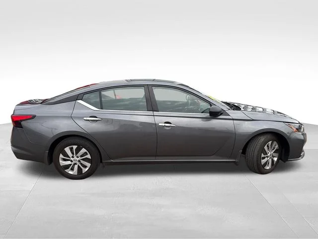 Used 2025 Gray Nissan 2.5 S image 9