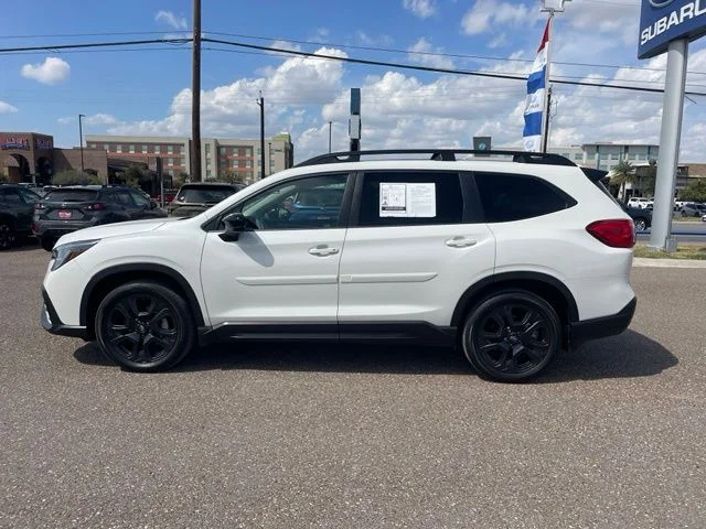 Used 2025 White Subaru Onyx Edition image 5