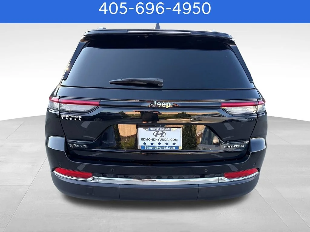 Pre-Owned 2023 Jeep Grand Cherokee Limited
